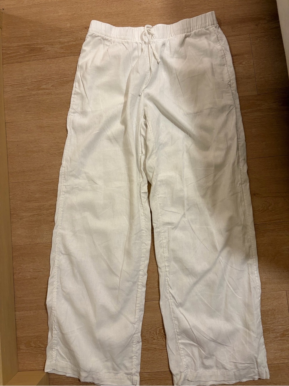 Aritzia Women's White Drawstring Linen-Blend Pants